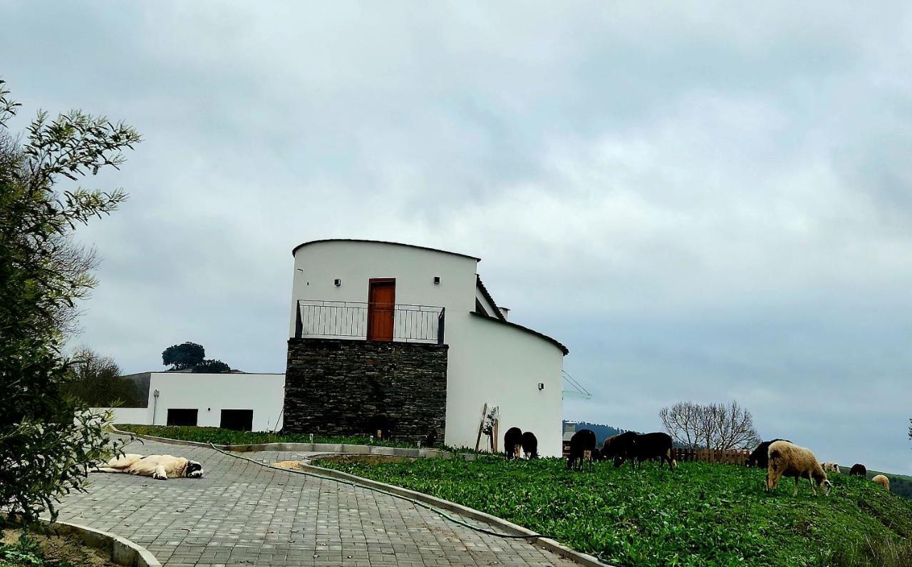 O Abel Hotel Rural Bragança Exteriör bild