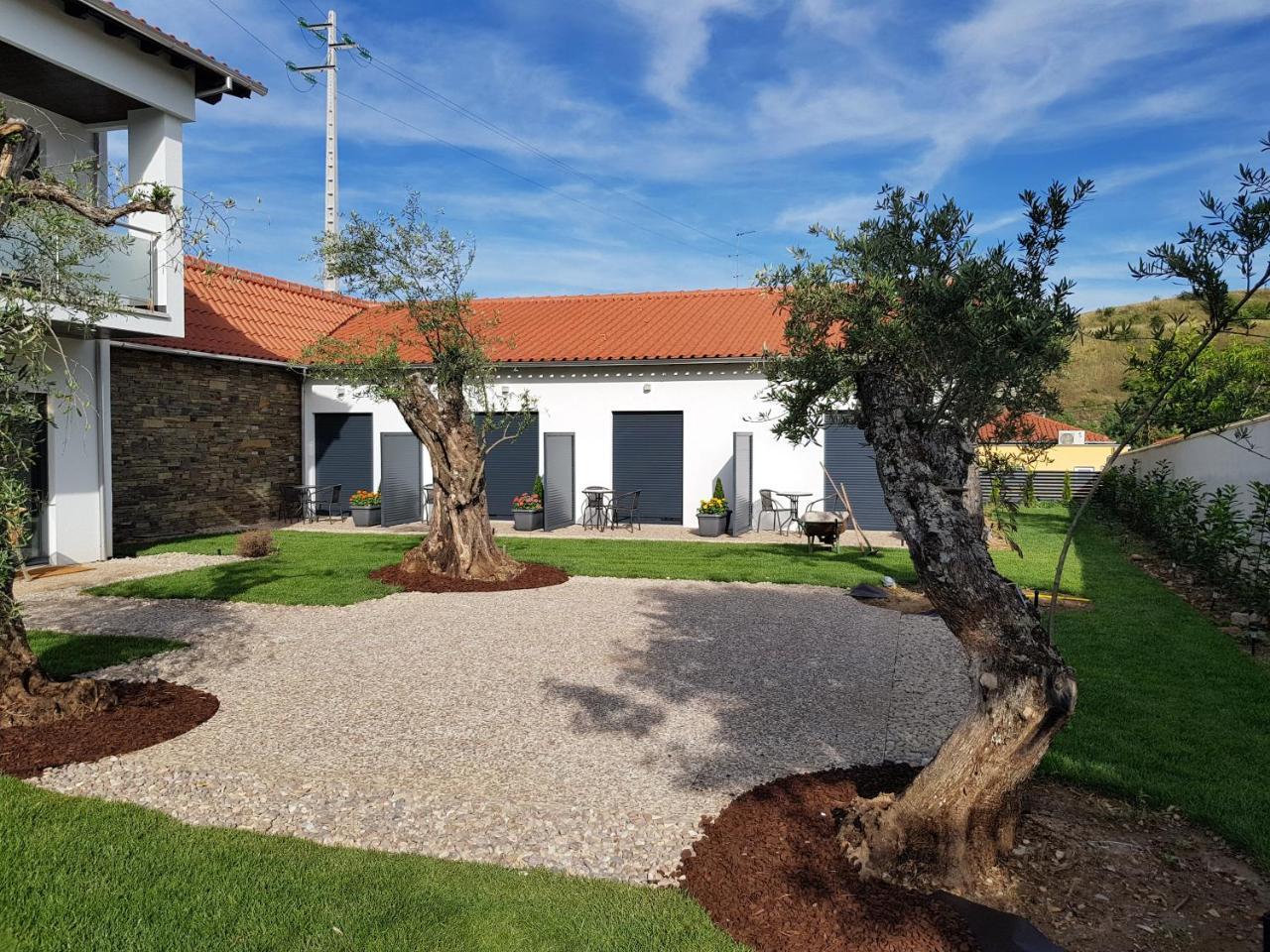 O Abel Hotel Rural Bragança Exteriör bild